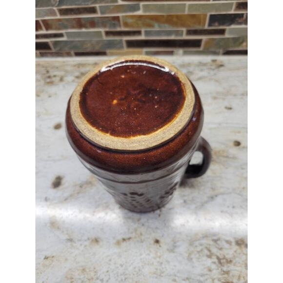 Antique North Star Pottery Milk Pitcher, Grape Trellis, 6-5/8" - Picture 5 of 5